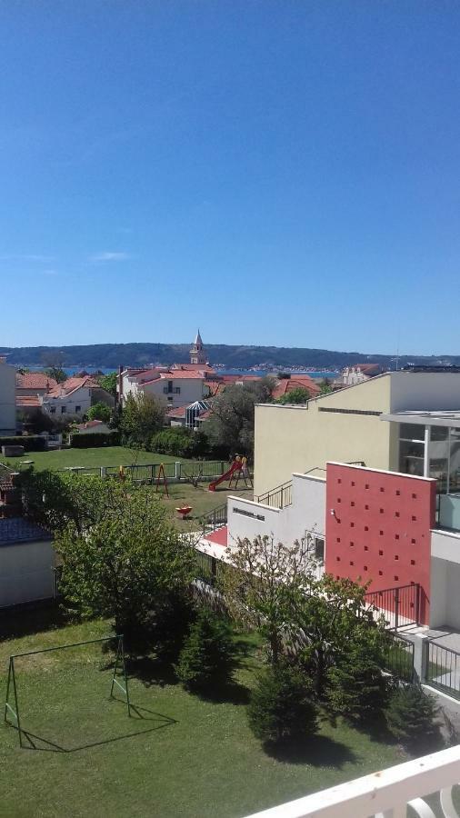 Apartman Jezidzic Kaštela Exteriér fotografie