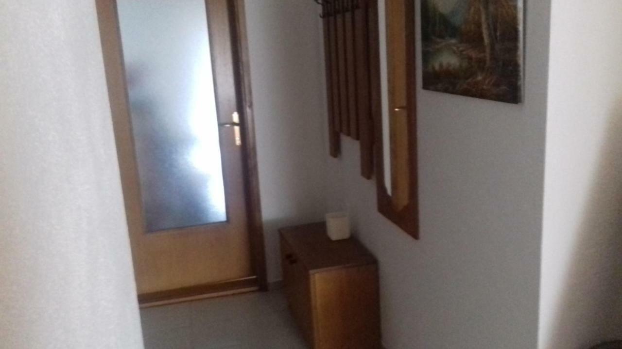 Apartman Jezidzic Kaštela Exteriér fotografie