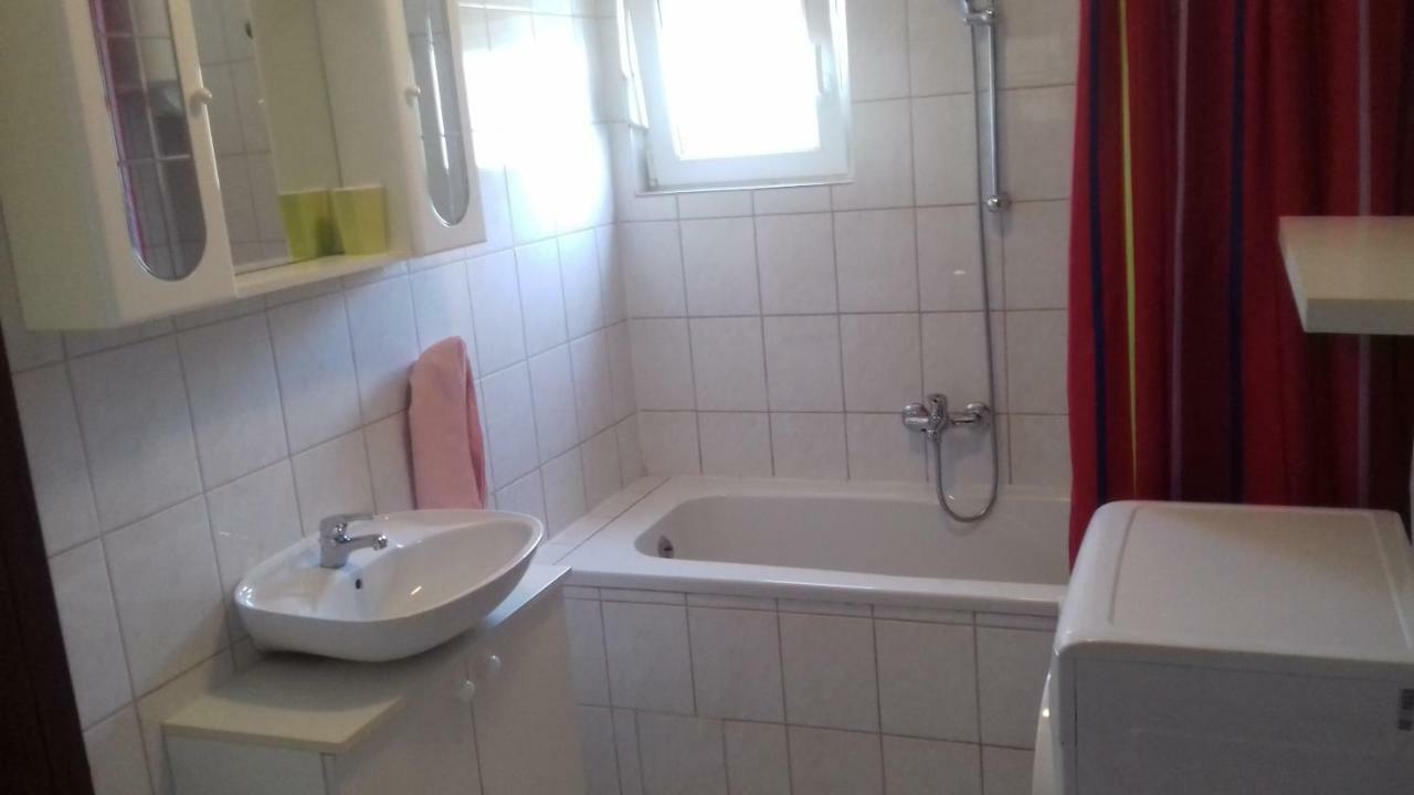 Apartman Jezidzic Kaštela Exteriér fotografie