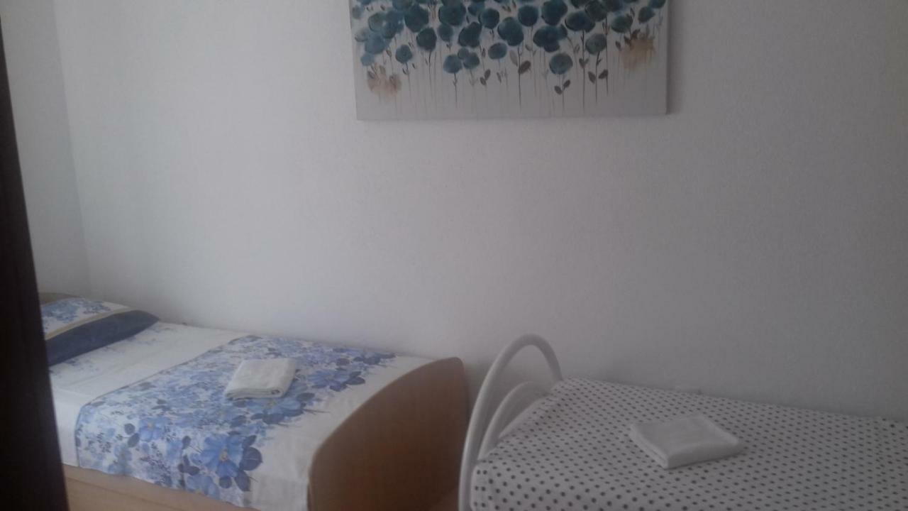 Apartman Jezidzic Kaštela Exteriér fotografie